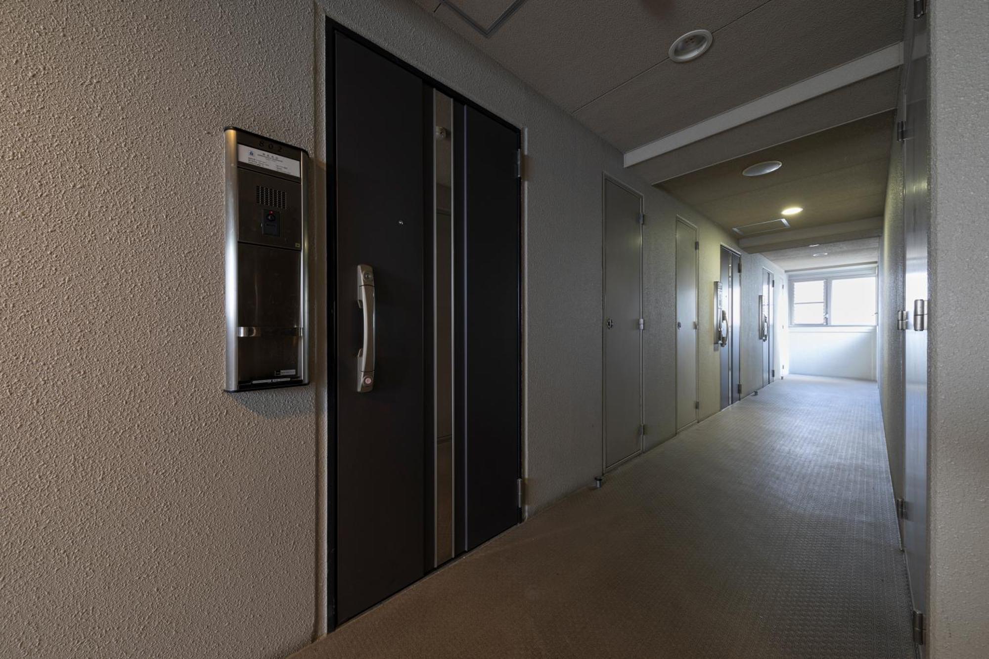 クリスタルコート難波 Osaka Exterior foto
